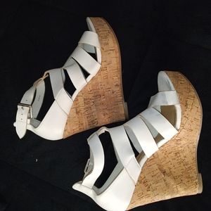 White Wedges